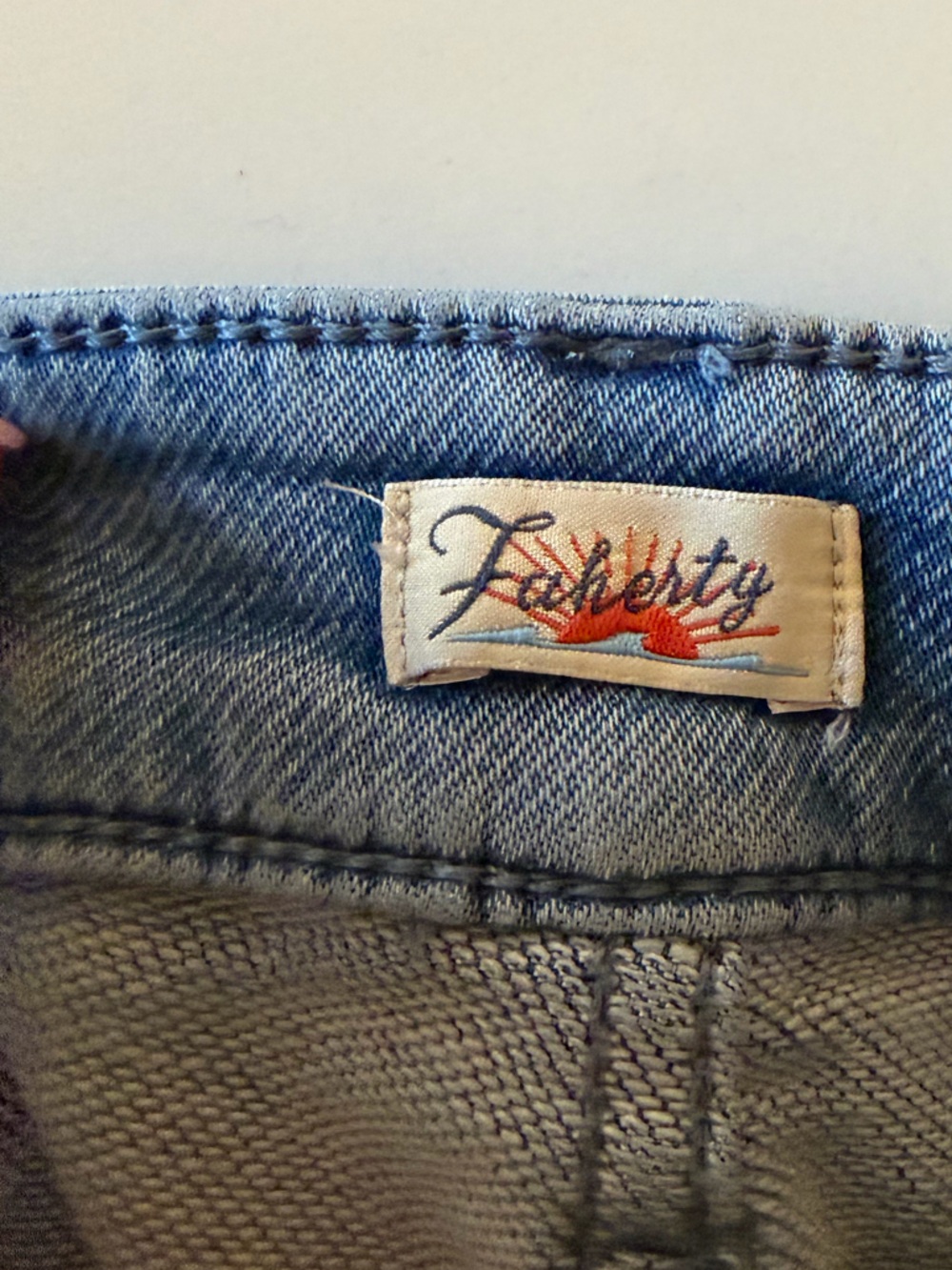 Faherty Stretch Terry High Rise Wide Leg Front Patch Pocket Jeans- Size 24 - Picture 3 of 9